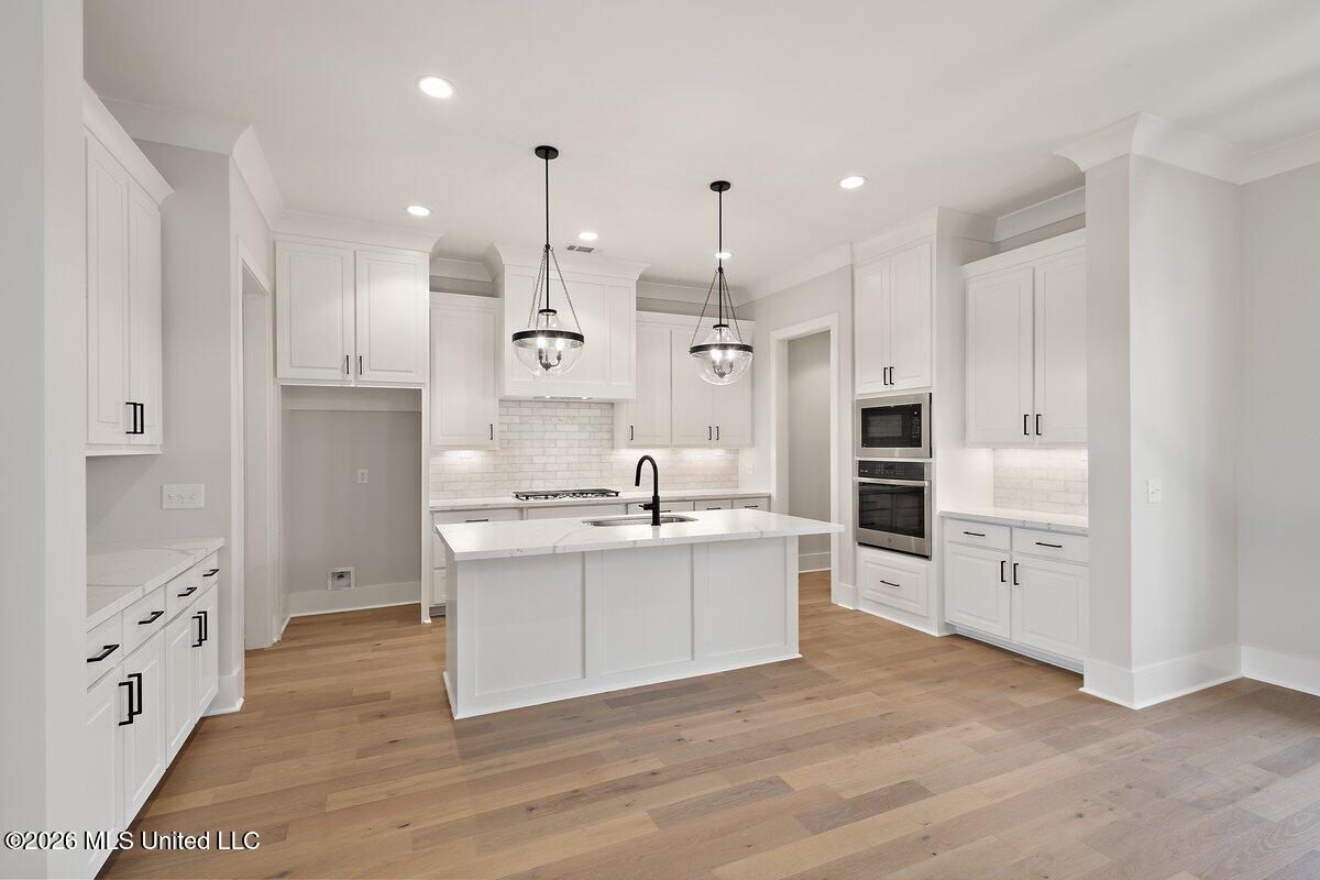 438 Baleigh Way Canton, MS 39046 - Photo 3 of 39 HTP_1612
