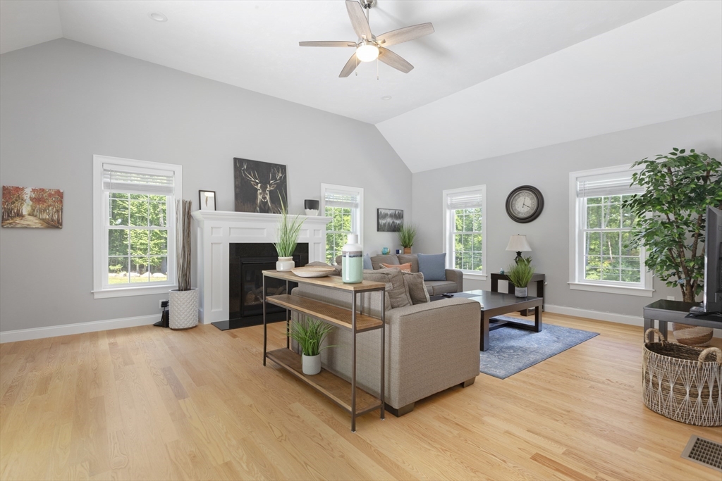 87 Martin Road Douglas, MA 01516 - Photo 23 of 41