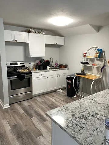 $3,300 | 155 Onset Avenue, Unit E, Wareham, MA 02558