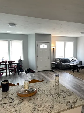 $3,300 | 155 Onset Avenue, Unit E, Wareham, MA 02558