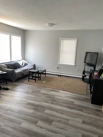 $3,300 | 155 Onset Avenue, Unit E, Wareham, MA 02558