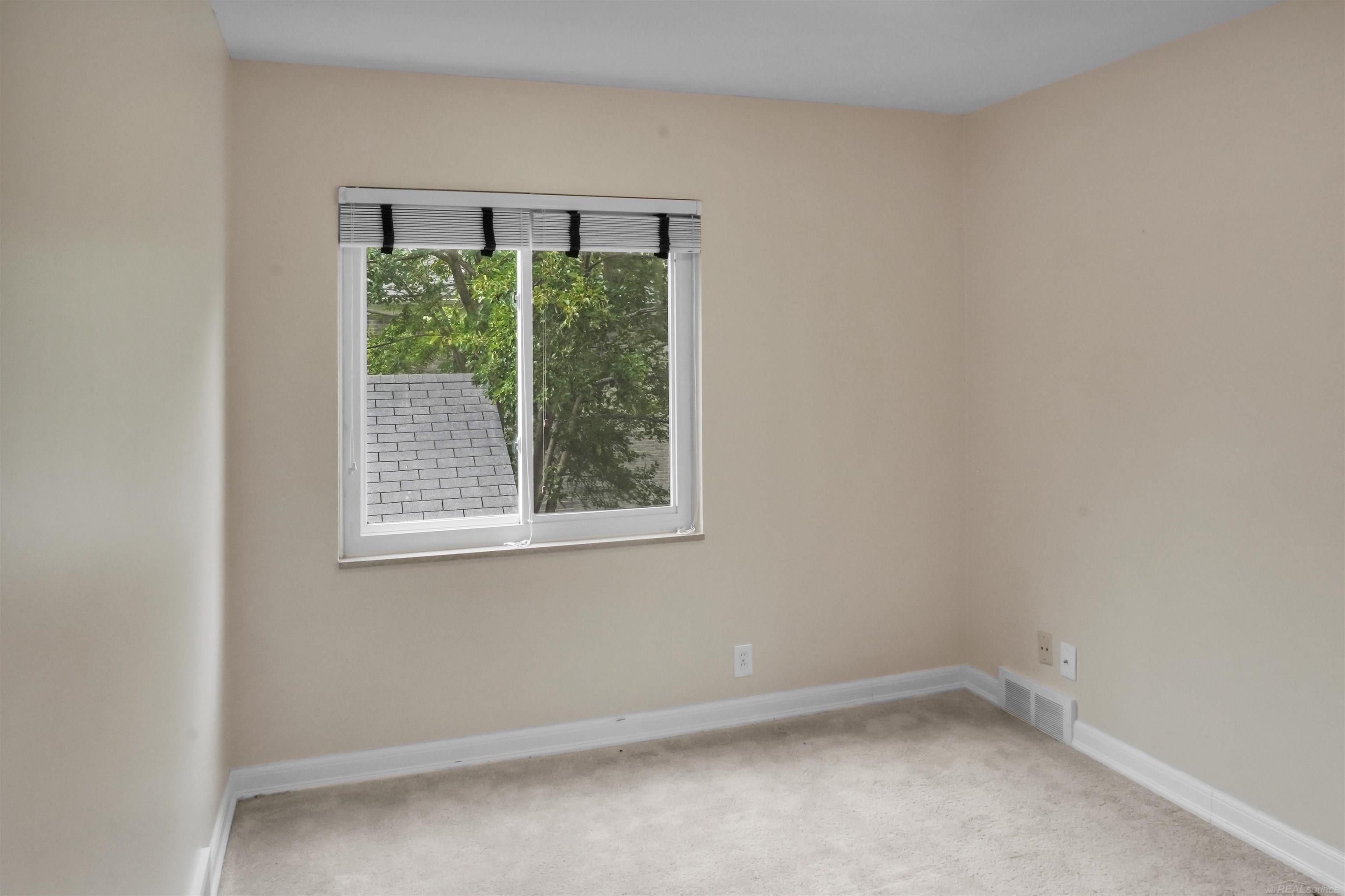 732-734 Harcourt Road Grosse Pointe Park, MI 48230 - Photo 14 of 22