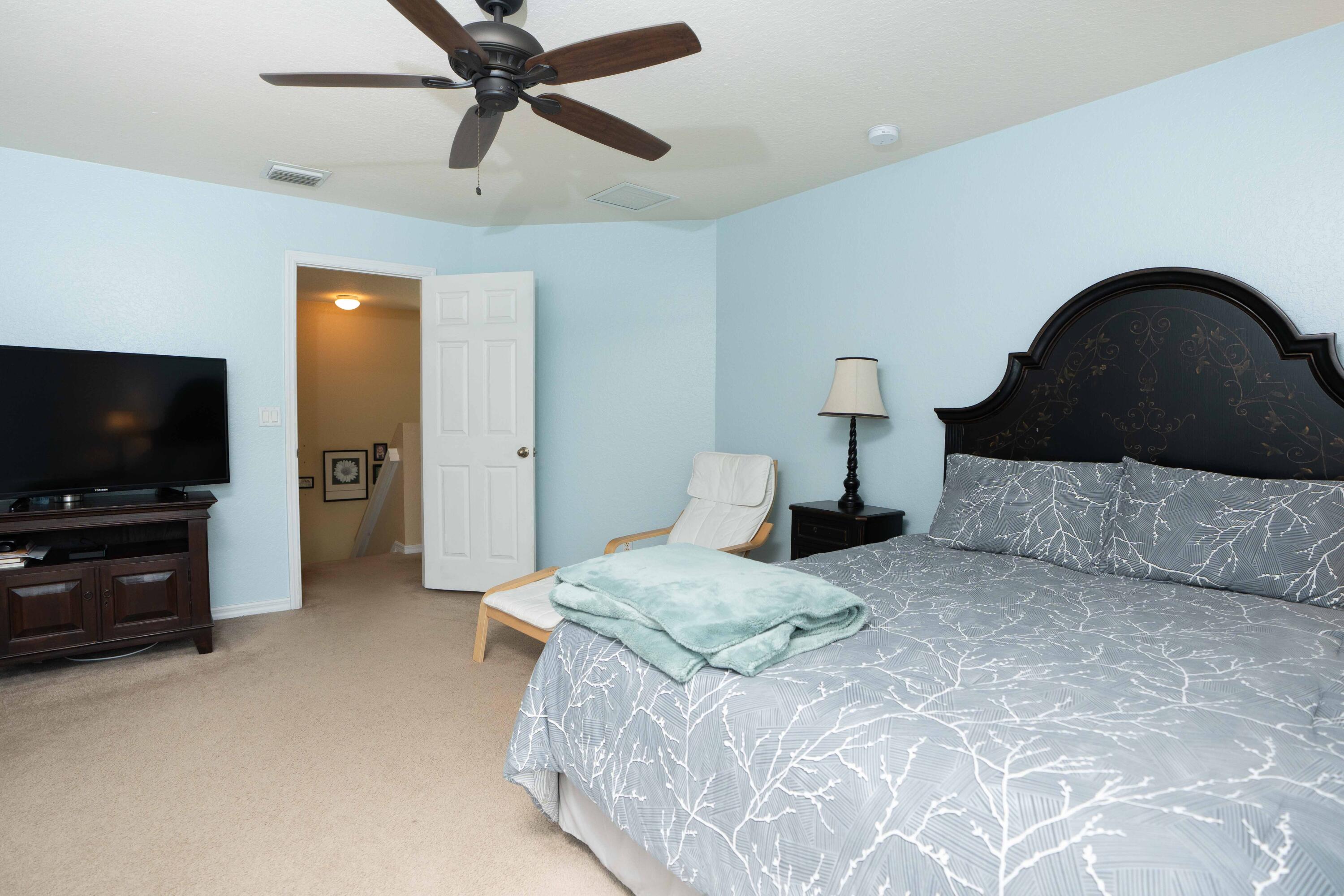 4712 Southeast Duval Drive Stuart, FL 34997 - Photo 11 of 20 DSC09099