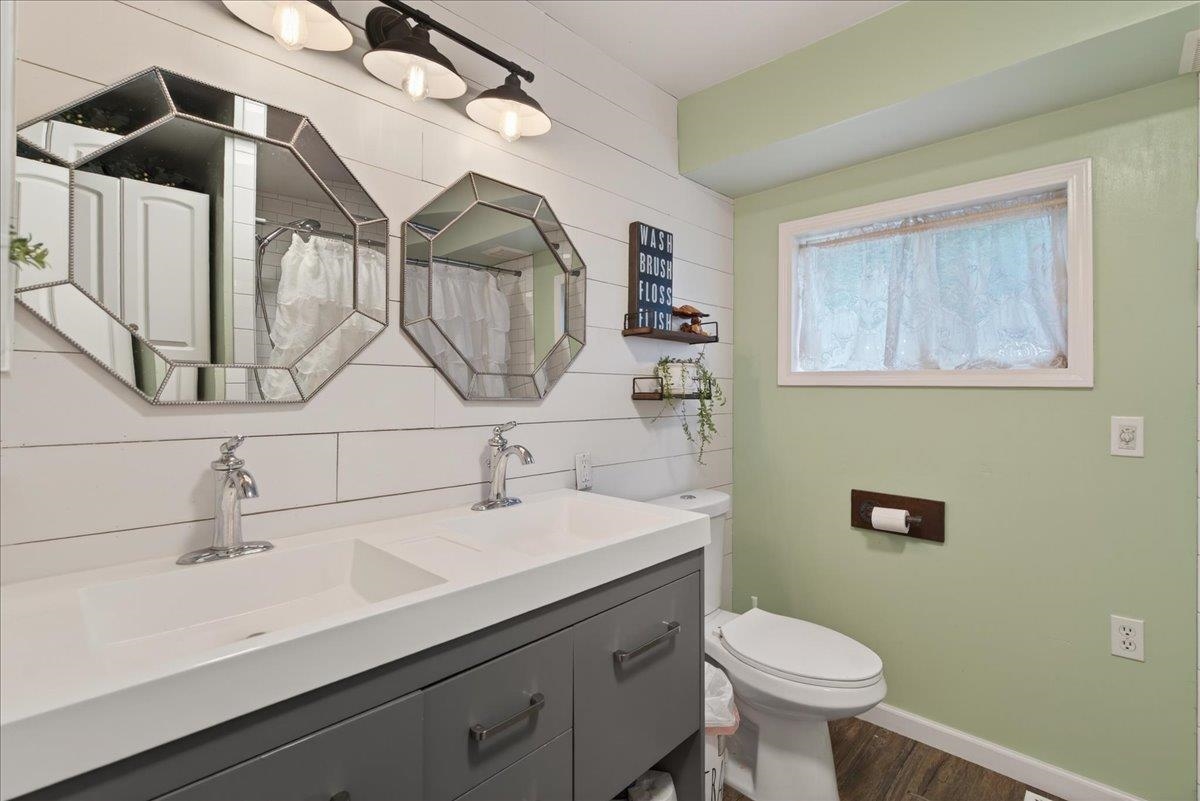 16825 North Day Mt Spokane Road Green Bluff, WA 99021 - Photo 18 of 41
