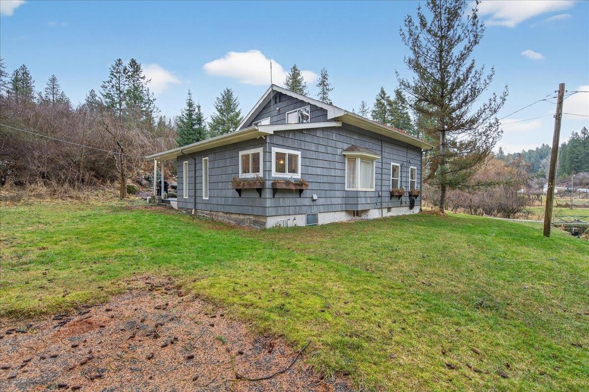 16825 North Day Mt Spokane Road Green Bluff, WA 99021 - Photo 33 of 41