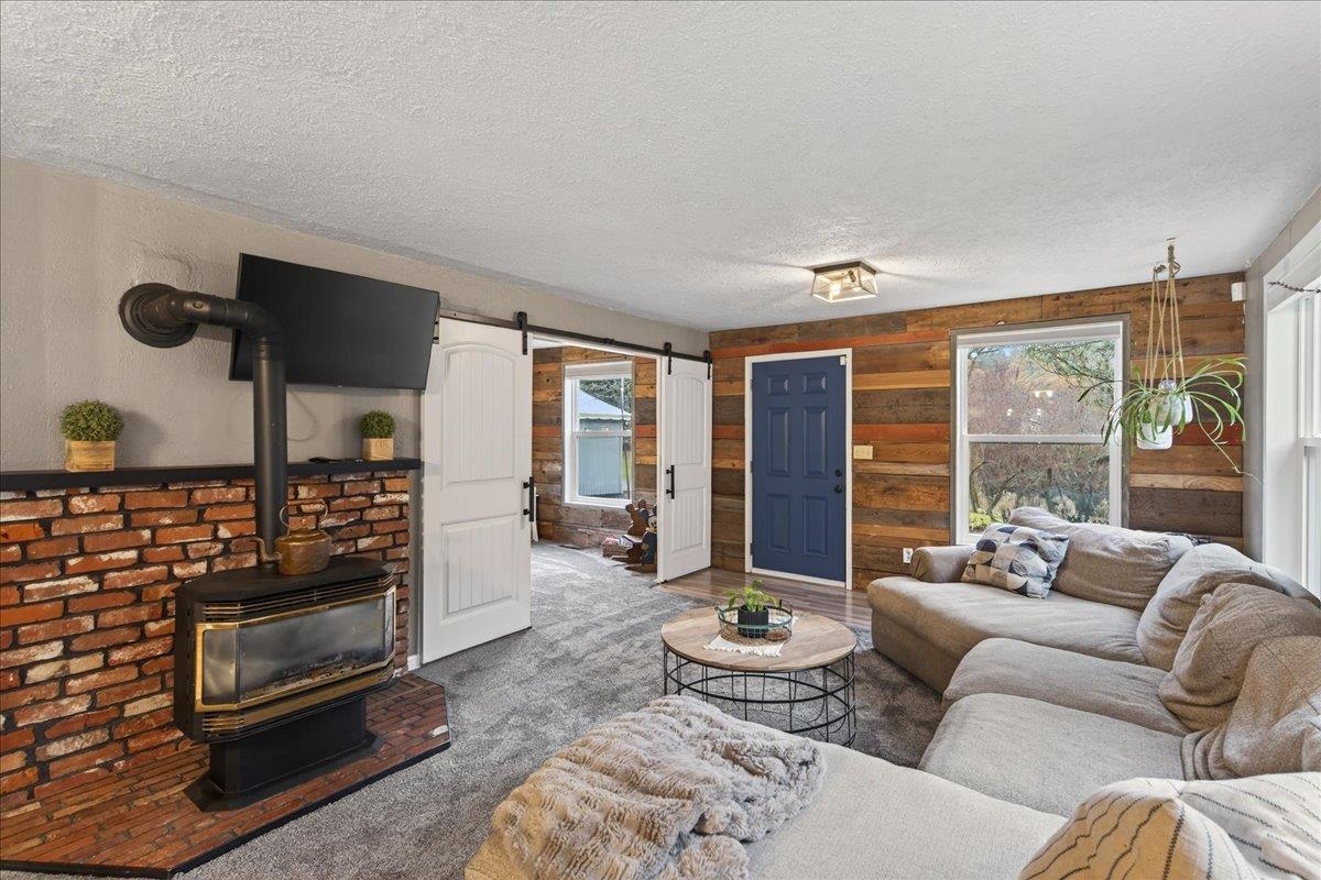 16825 North Day Mt Spokane Road Green Bluff, WA 99021 - Photo 7 of 41