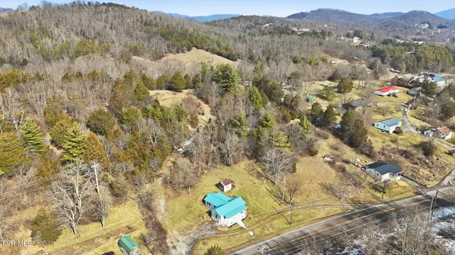 $144,999 | 454 Fincastle Road, Lebanon, VA 24266