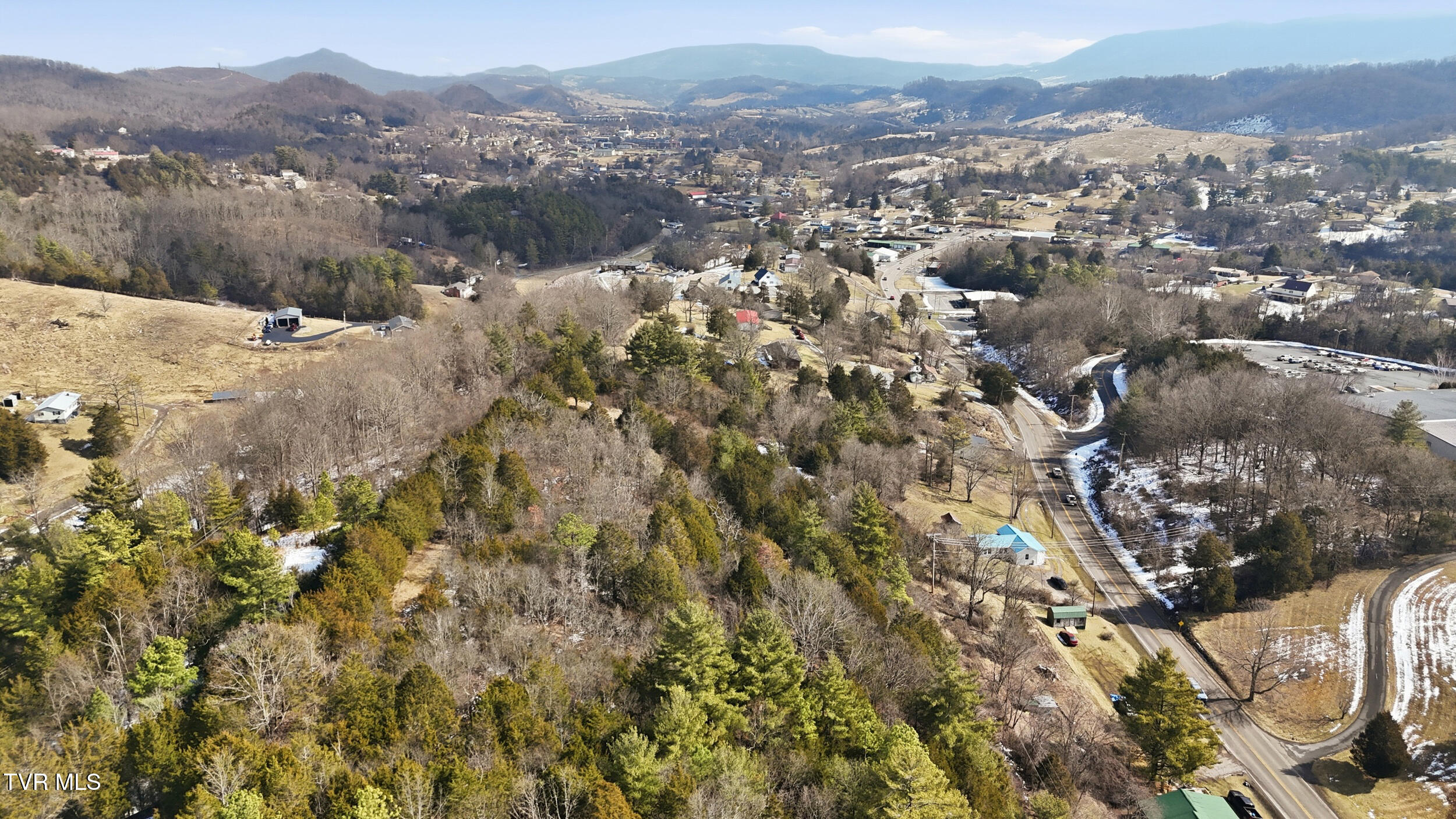 454 Fincastle Road Lebanon, VA 24266 - Photo 22 of 24 27_454 fincastle rd-05