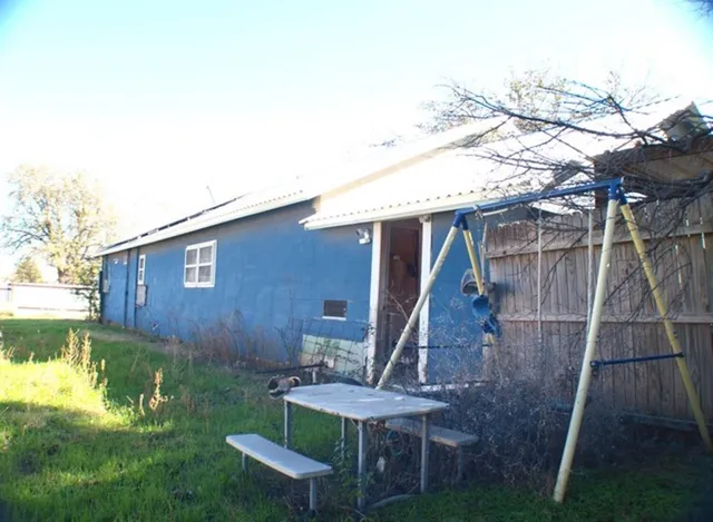 $94,900 | 2411 Bristol Drive, Sweetwater, TX 79556