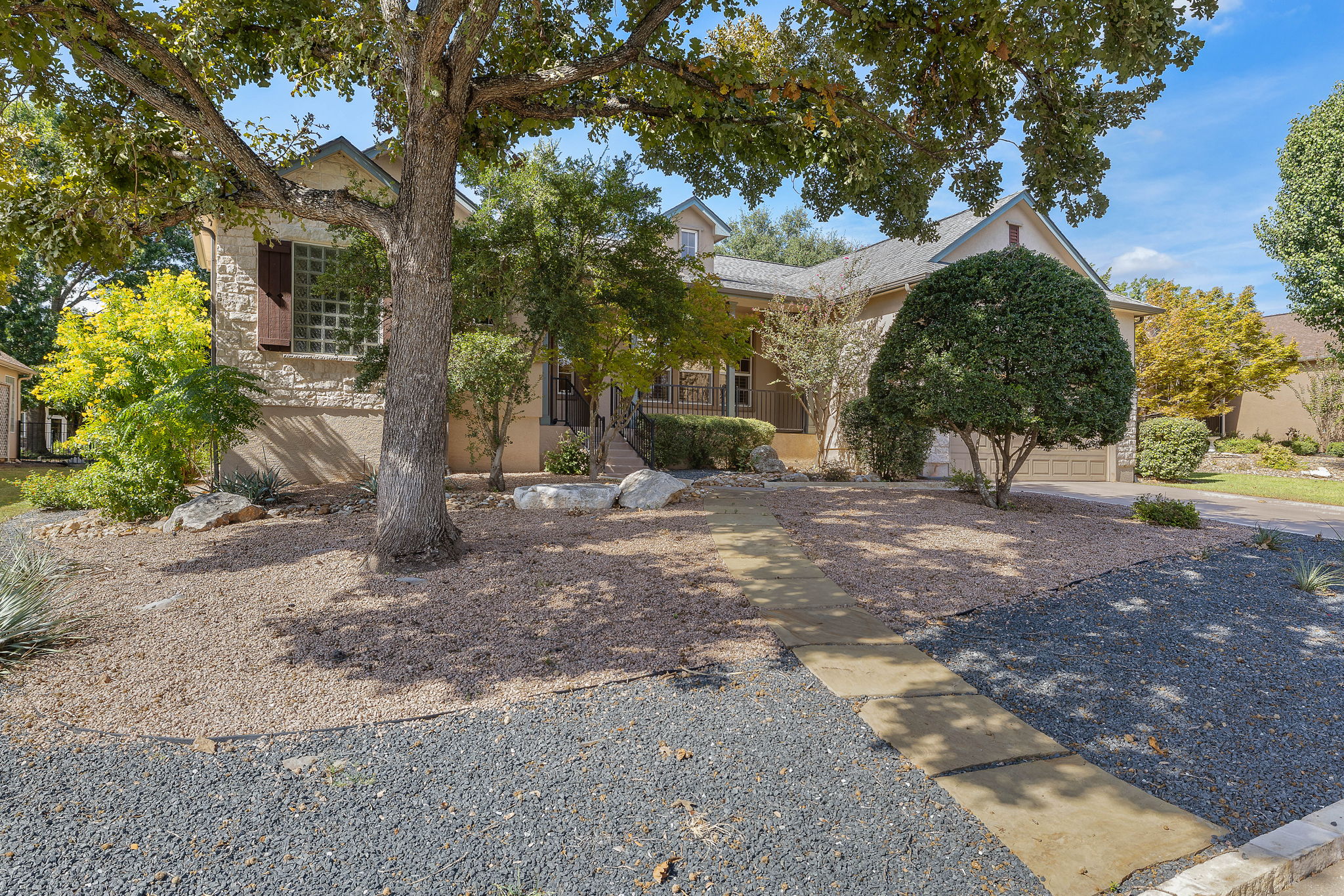 105 Liatris Lane Georgetown, TX 78633 - Photo 3 of 36