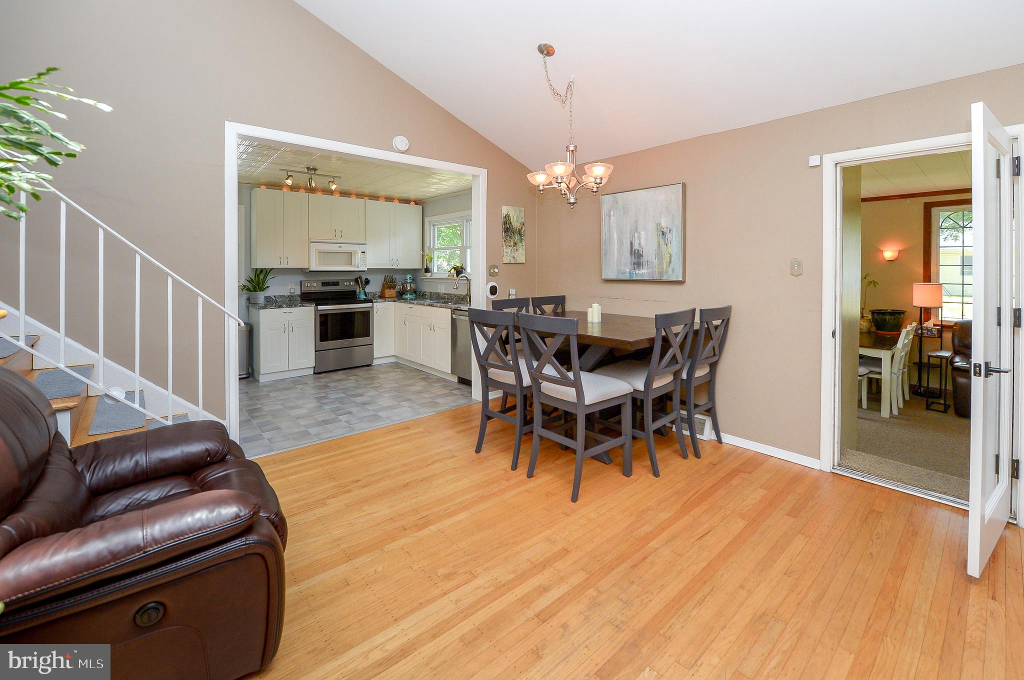 406 Preston Road Cherry Hill, NJ 08034 - Photo 16 of 34 Dining room
