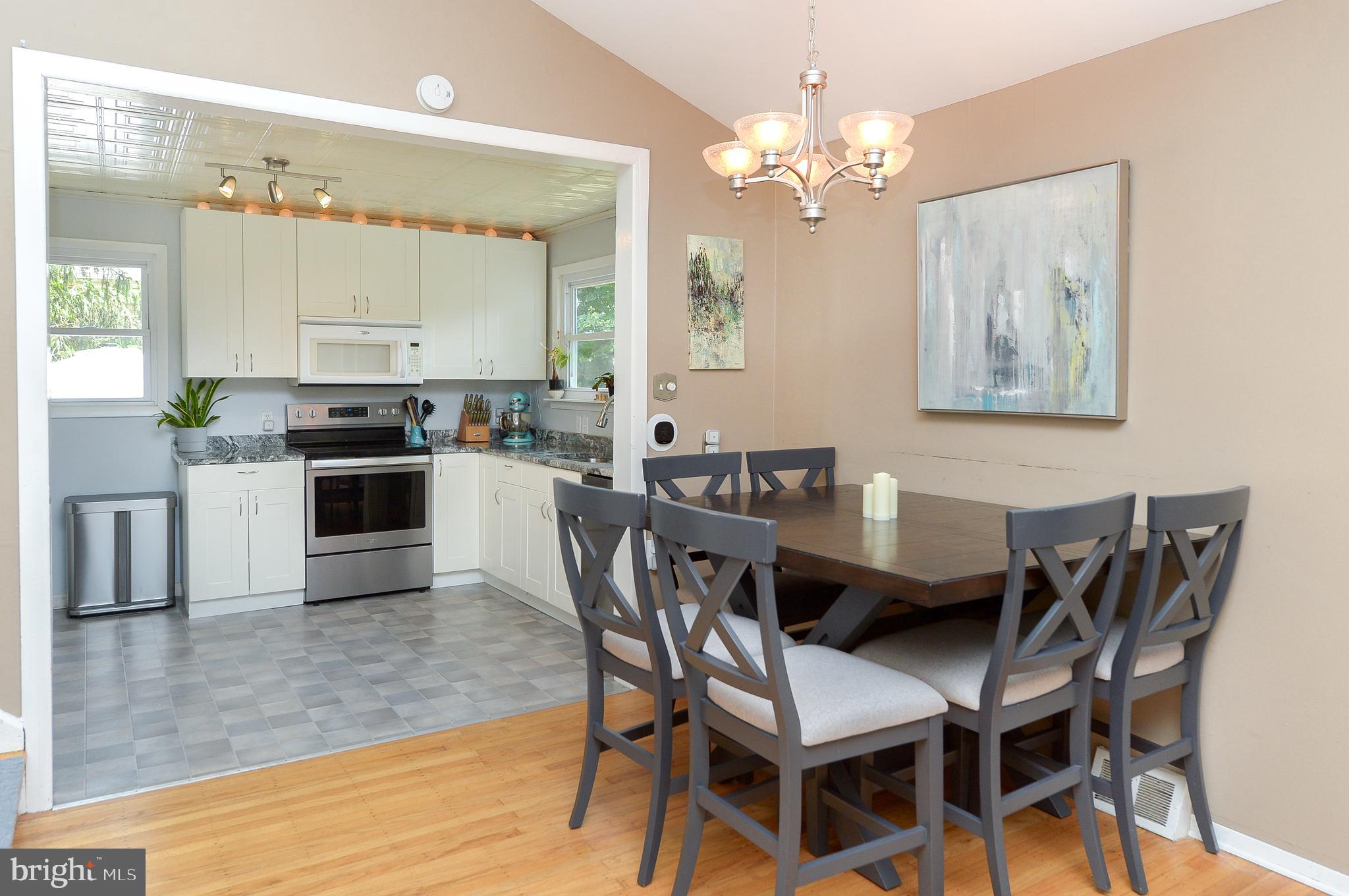 406 Preston Road Cherry Hill, NJ 08034 - Photo 17 of 34 Plenty of room to expand your table
