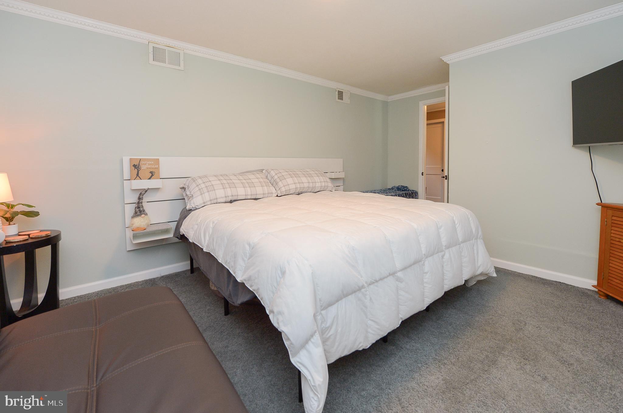 406 Preston Road Cherry Hill, NJ 08034 - Photo 10 of 34 Plenty of space
