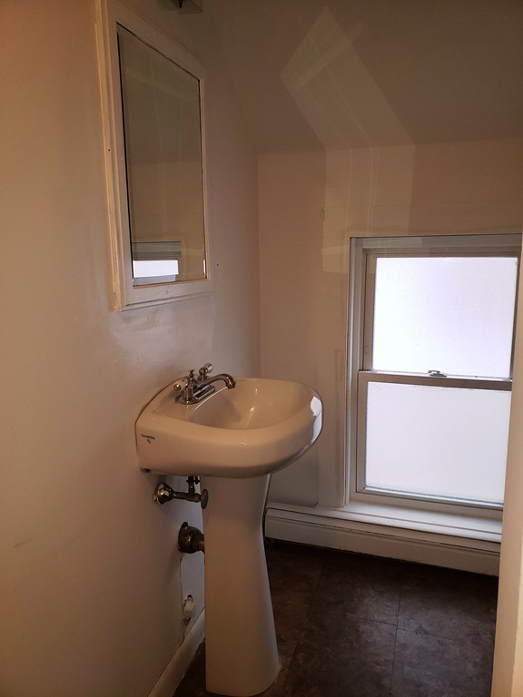 294 Main Street Hudson, MA 01749 - Photo 5 of 12