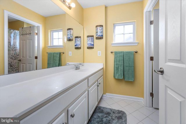 $424,900 | 110 Lakeview Drive, Unit 162, Ocean View, DE 19970