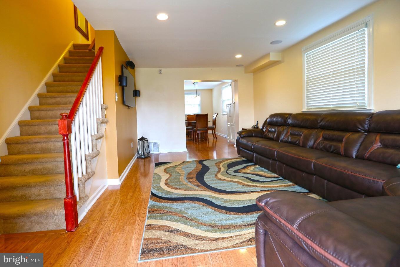 124 Haller Road Ridley Park, PA 19078 - Photo 20 of 40 Living Room