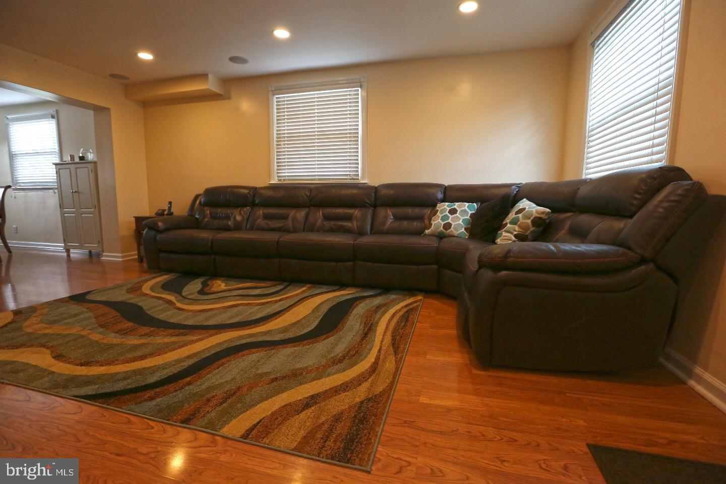 124 Haller Road Ridley Park, PA 19078 - Photo 23 of 40 Living Room
