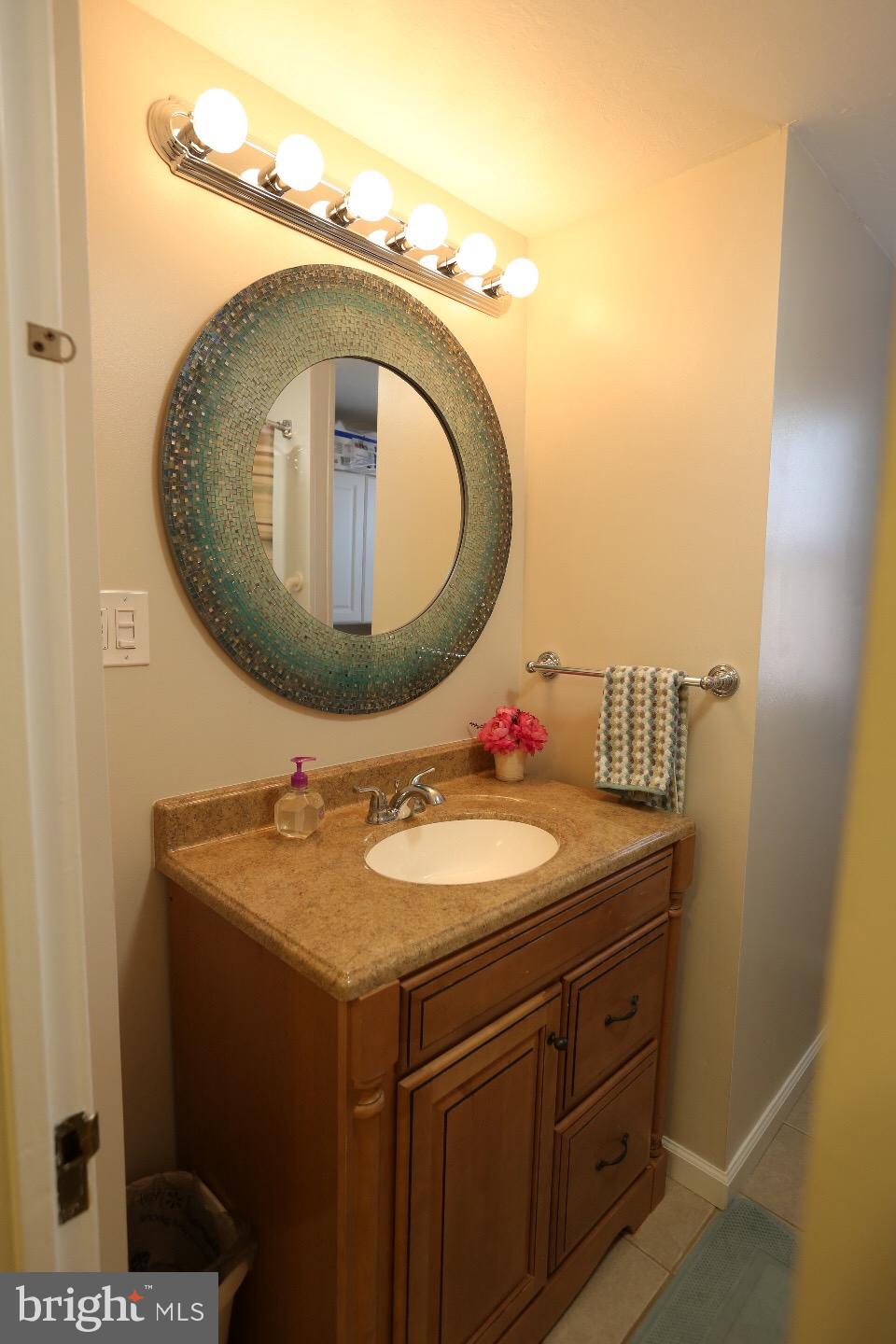 124 Haller Road Ridley Park, PA 19078 - Photo 36 of 40 Full Bath
