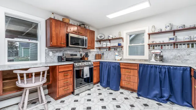 $212,670 | 803 Ridge Street, Galena, IL 61036