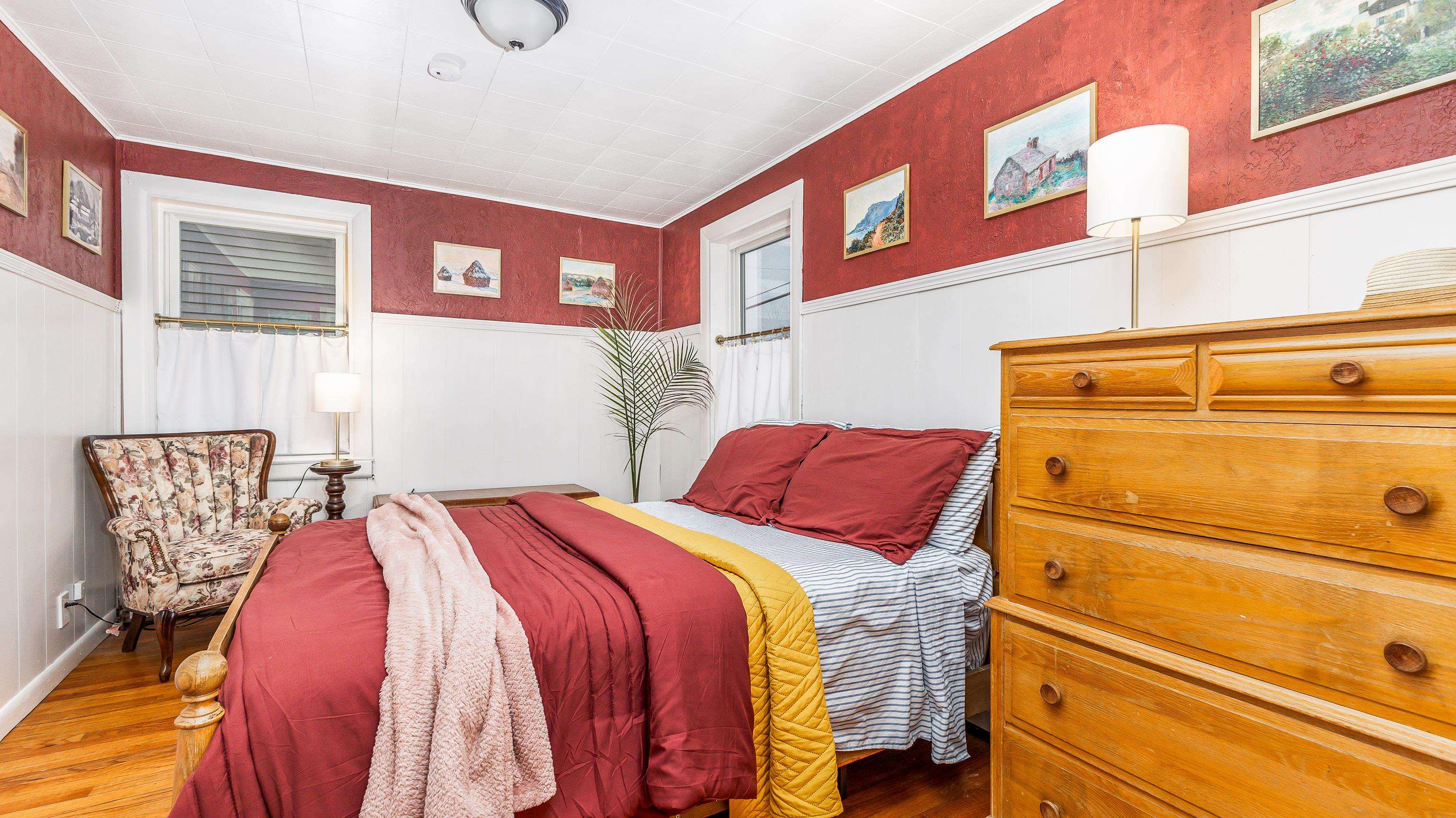 803 Ridge Street Galena, IL 61036 - Photo 17 of 40 a bed room with a bed and a window