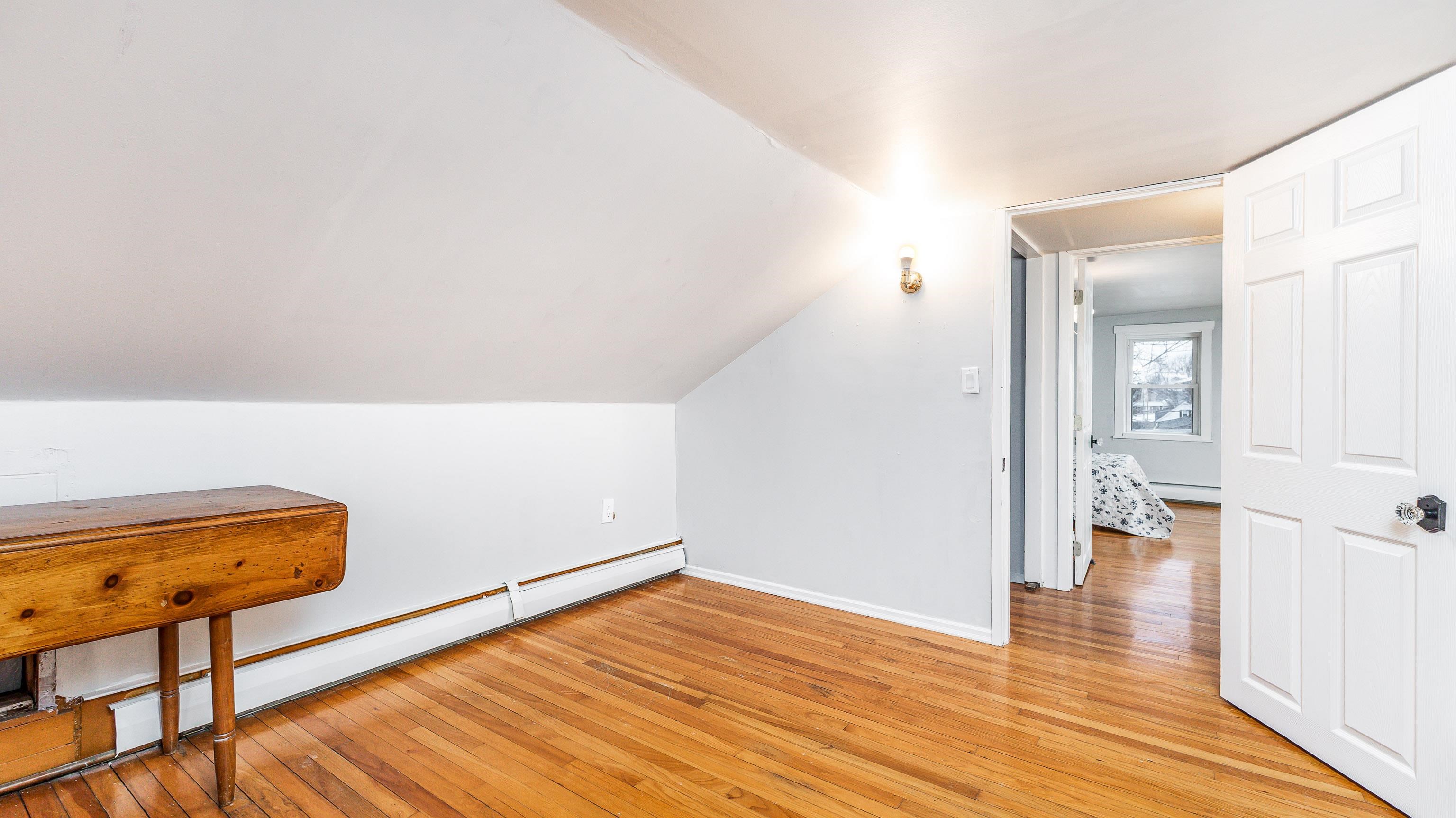 803 Ridge Street Galena, IL 61036 - Photo 28 of 40 a view of livingroom with hardwood