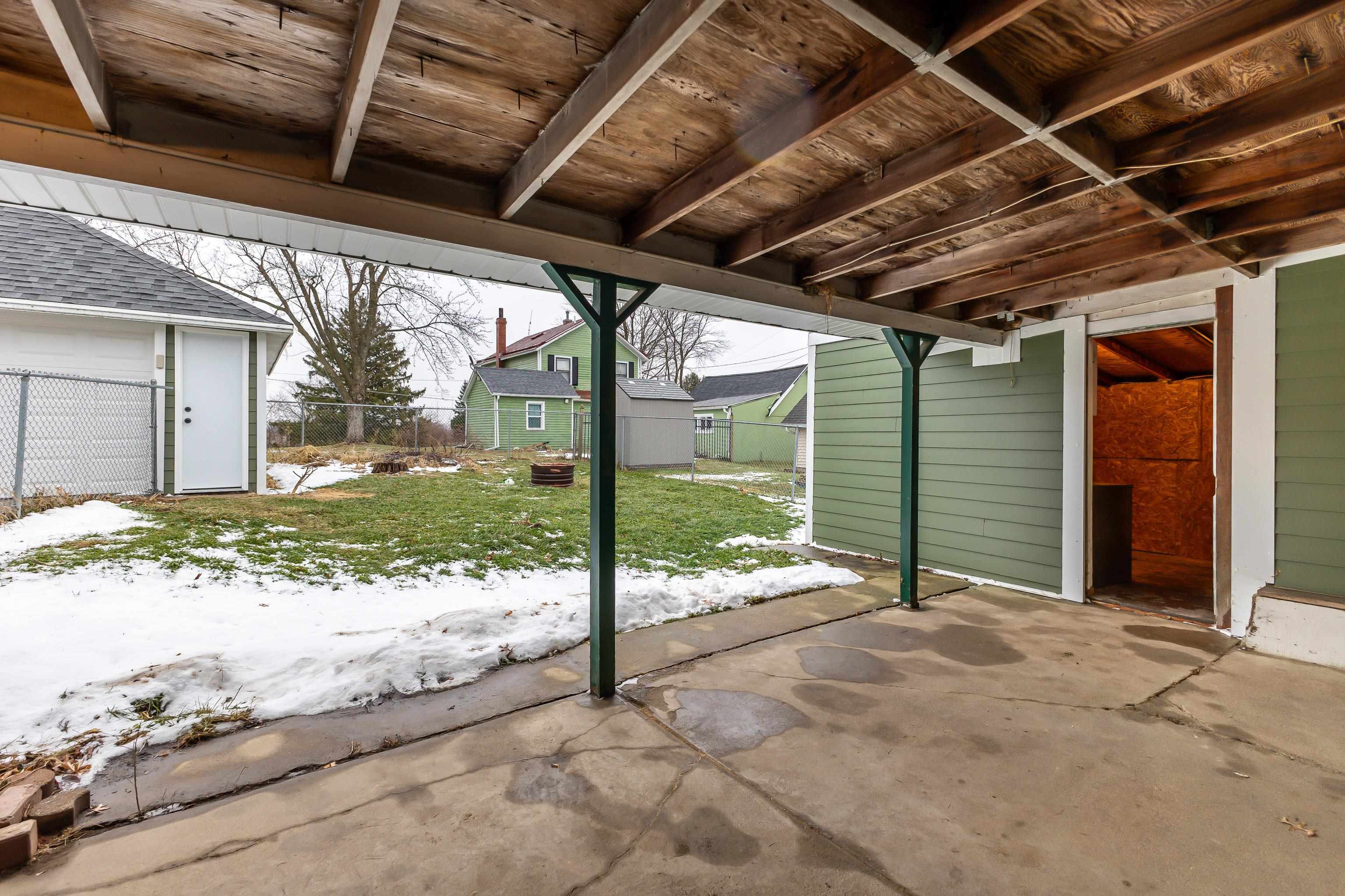 803 Ridge Street Galena, IL 61036 - Photo 32 of 40 a view of a porch