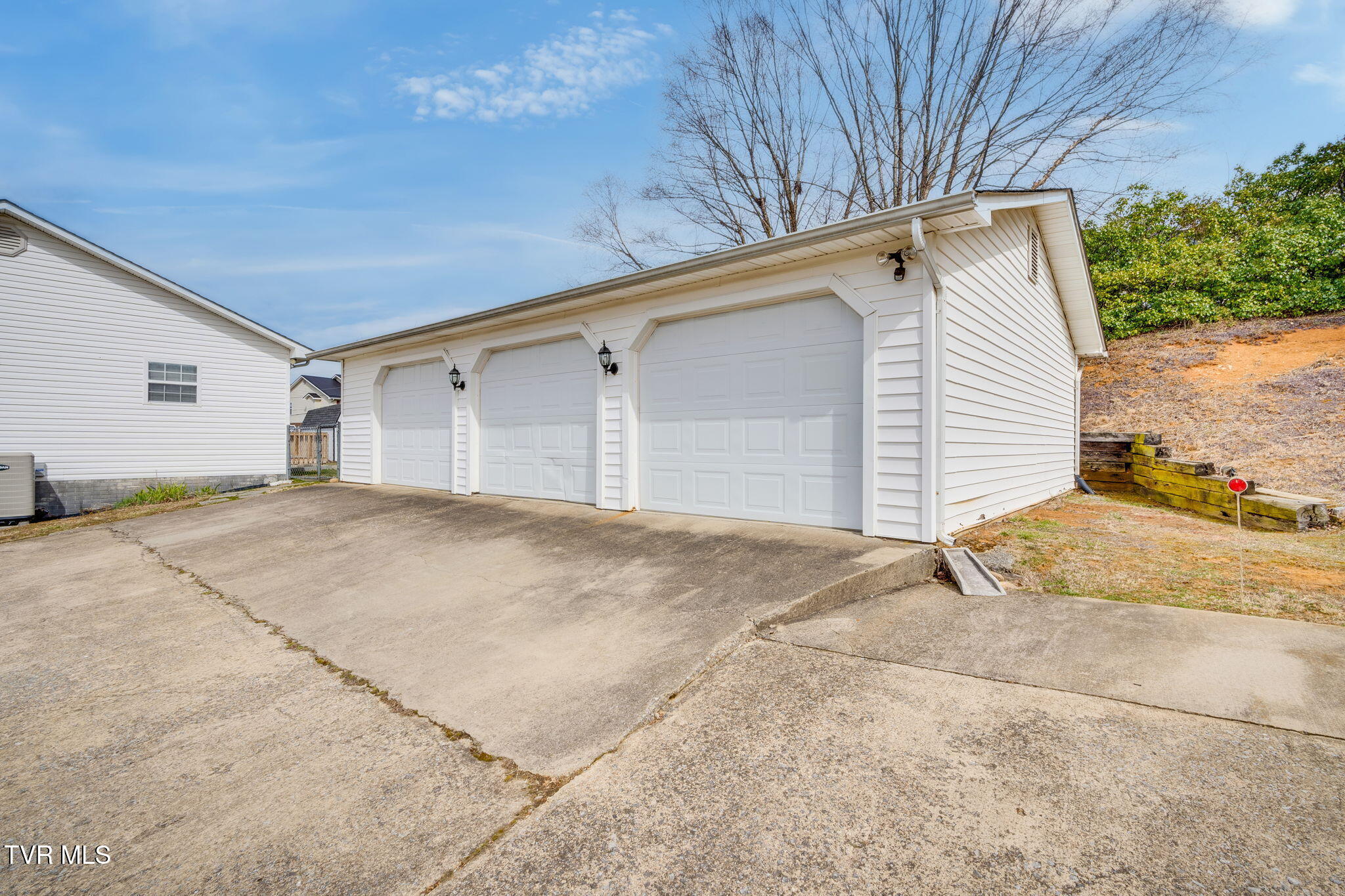 136 Stage Road Jonesborough, TN 37659 - Photo 31 of 47 035