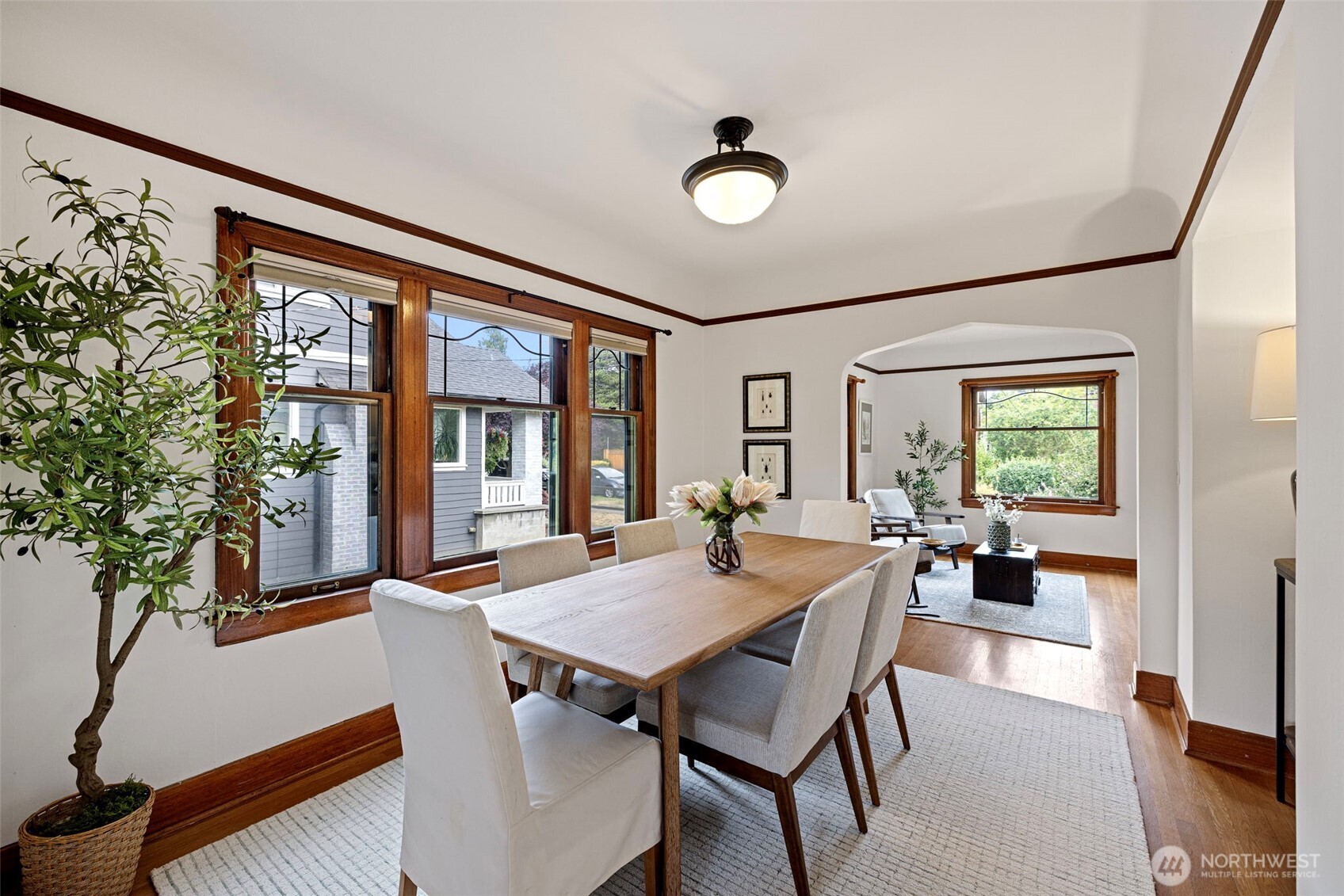 741 North 67th Street Seattle, WA 98103 - Photo 11 of 36
