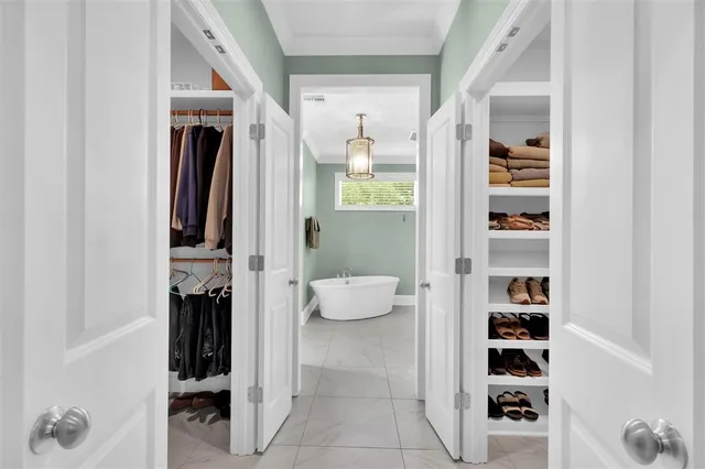 $525,000 | 1220 Five Oaks Drive, Lake Charles, LA 70605