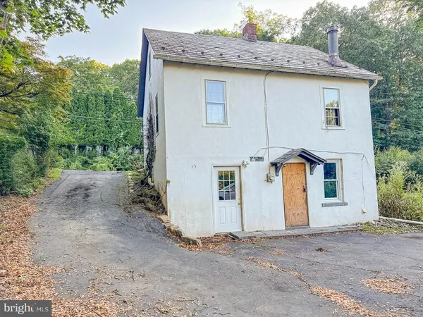 $185,000 | 3112 Honeysuckle Road, Bethlehem, PA 18015