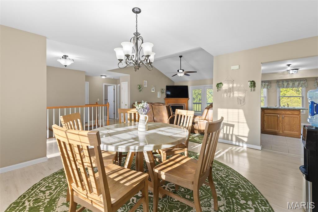 1036 Ridgewood Farms Farmington, MO 63640 - Photo 15 of 55