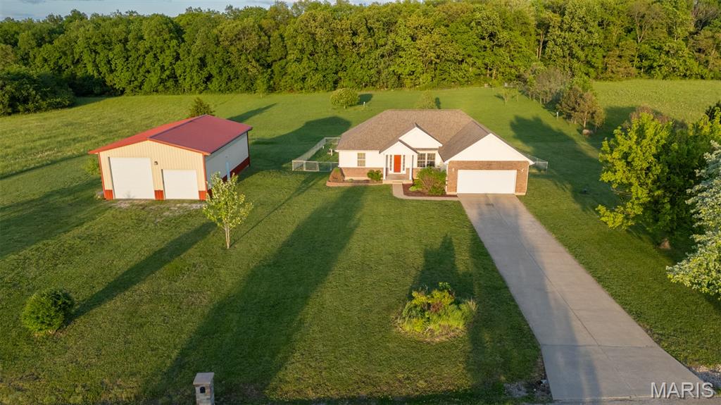 1036 Ridgewood Farms Farmington, MO 63640 - Photo 2 of 55