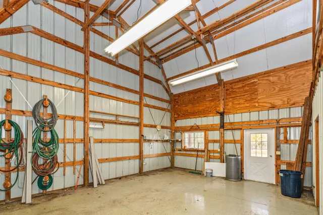 $1,200,000 | 7200 Cork Lane, Erin, WI 53027