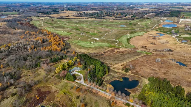 $1,200,000 | 7200 Cork Lane, Erin, WI 53027