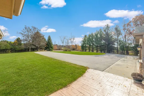 $1,140,000 | 7200 Cork Lane, Erin, WI 53027