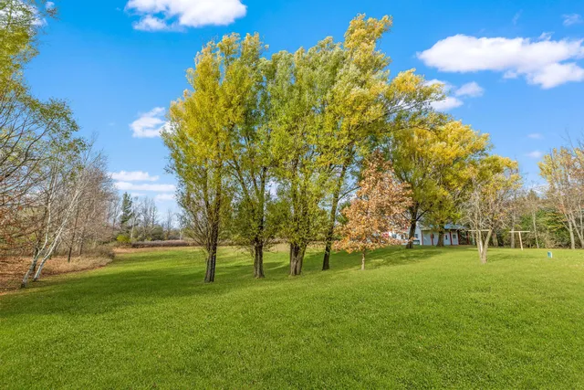 $1,200,000 | 7200 Cork Lane, Erin, WI 53027
