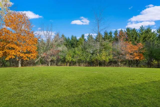 $1,200,000 | 7200 Cork Lane, Erin, WI 53027