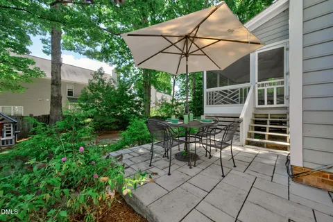 $535,000 | 2411 Fordcrest Drive, Apex, NC 27502