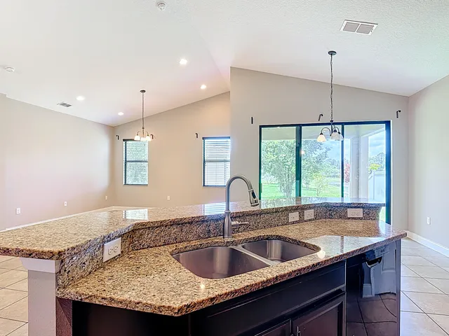 $2,200 | 5103 Appenine Loop West, St. Cloud, FL 34771