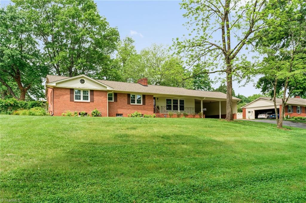 2724 Tudor Road Winston-Salem, NC 27106 - Photo 2 of 50 Gallery Image 2