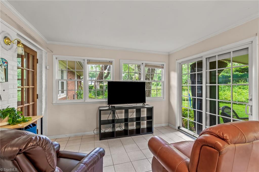 2724 Tudor Road Winston-Salem, NC 27106 - Photo 22 of 50 Gallery Image 22