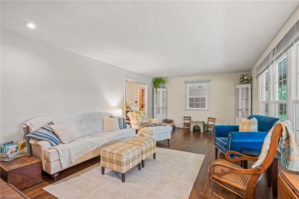 2724 Tudor Road Winston-Salem, NC 27106 - Photo 7 of 50 Gallery Image 7