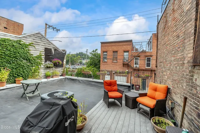 $759,900 | 197 Lark Street, Albany, NY 12210