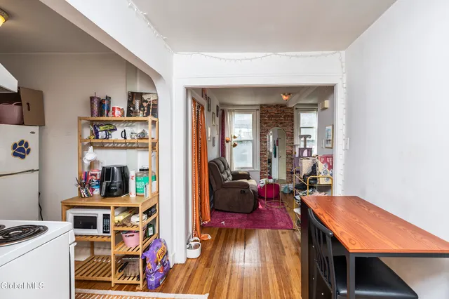 $759,900 | 197 Lark Street, Albany, NY 12210