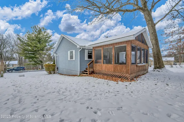 $250,000 | 34 White Birch Road, Dalton, PA 18414