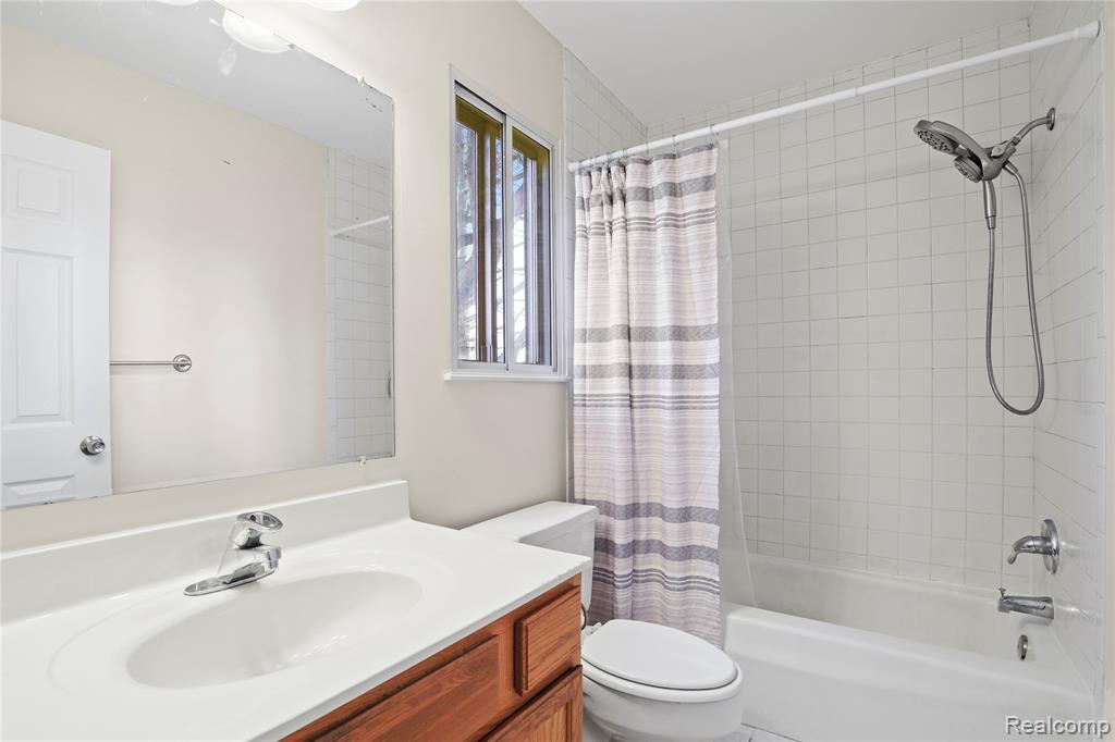 321 Terrace Drive Flushing, MI 48433 - Photo 22 of 47