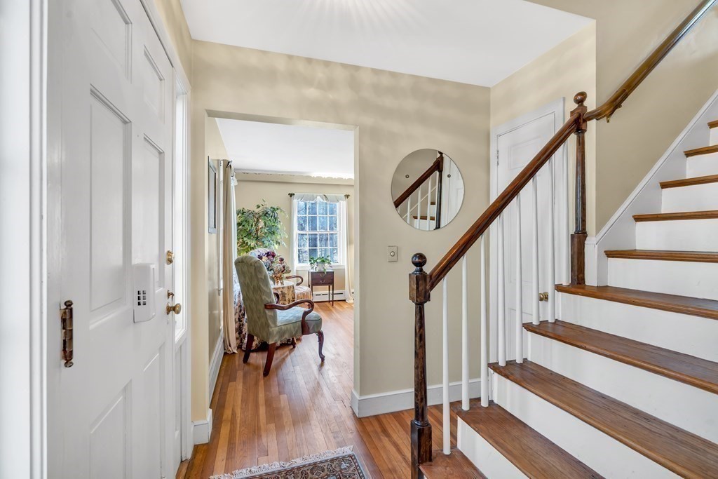 821 Boston Post Road Sudbury, MA 01776 - Photo 2 of 34