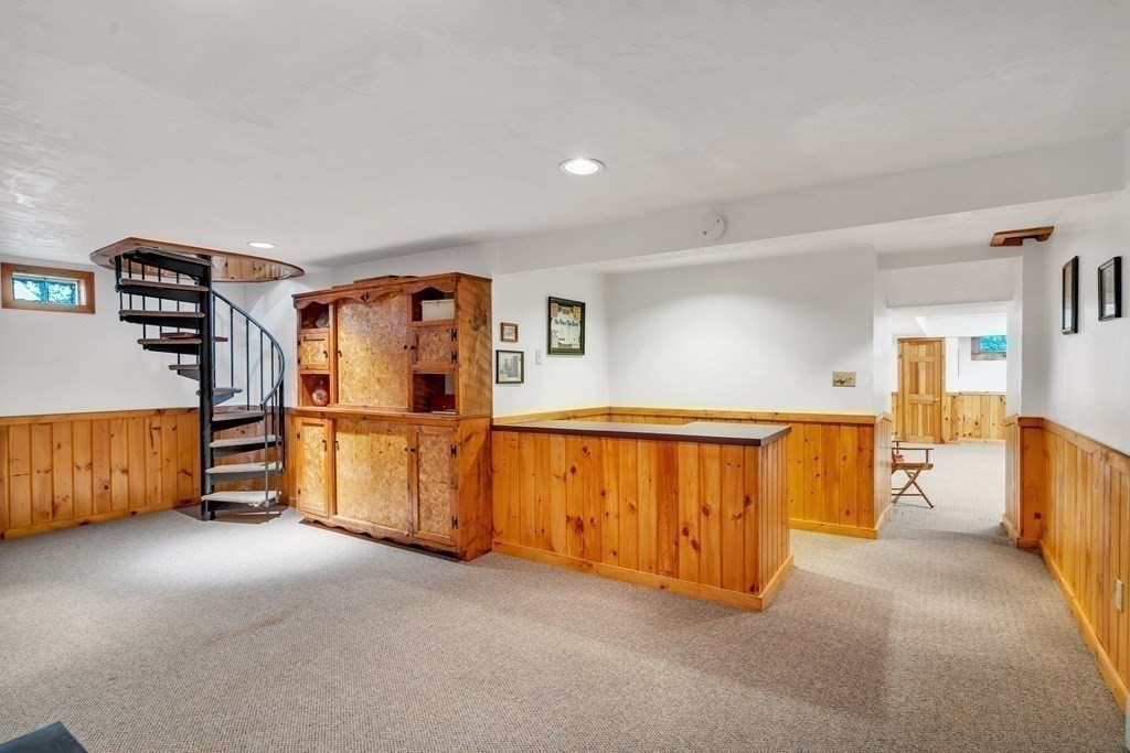 821 Boston Post Road Sudbury, MA 01776 - Photo 22 of 34