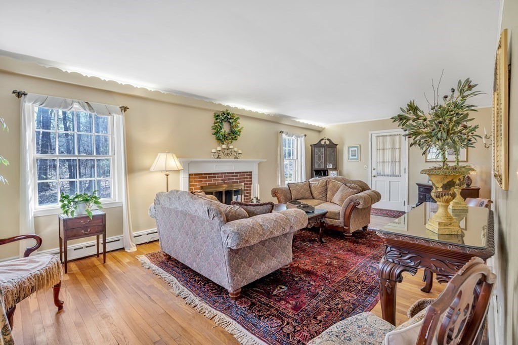 821 Boston Post Road Sudbury, MA 01776 - Photo 3 of 34