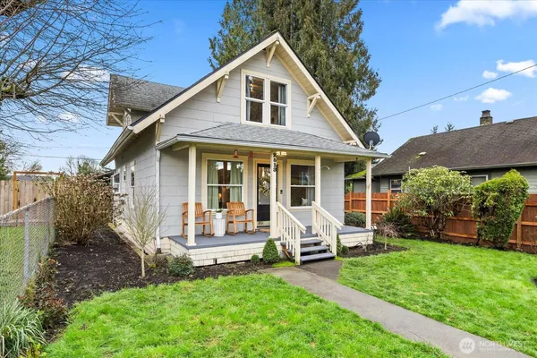 $650,000 | 2513 Cleveland Avenue, Everett, WA 98201